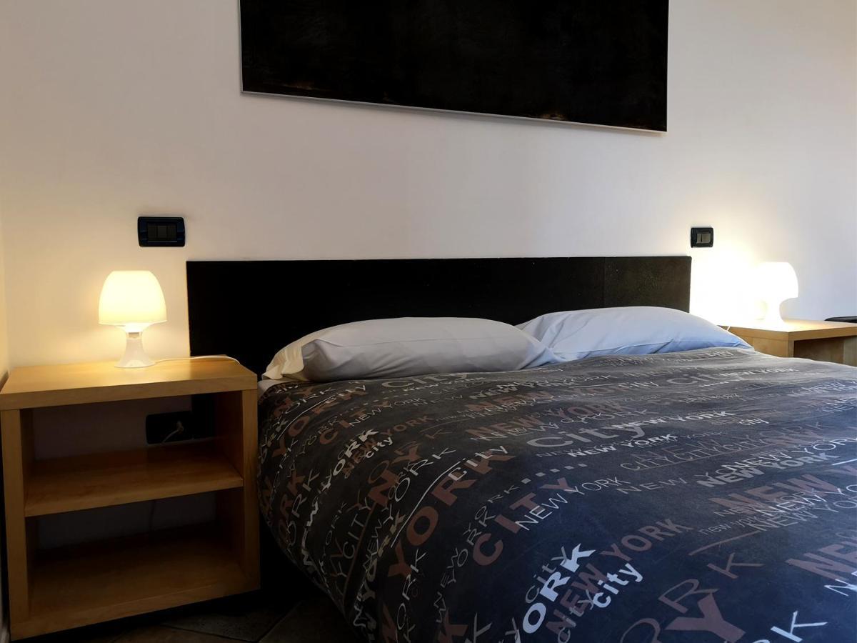 Diecizero Affittacamere Barùmini Chambre photo